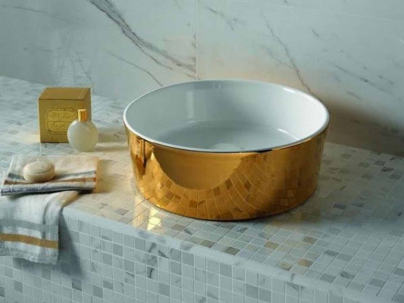 Lavabo nadgradni HATRIA HAPPYHOUR SLIM 07:00 fi440x155 gold - Slika 2